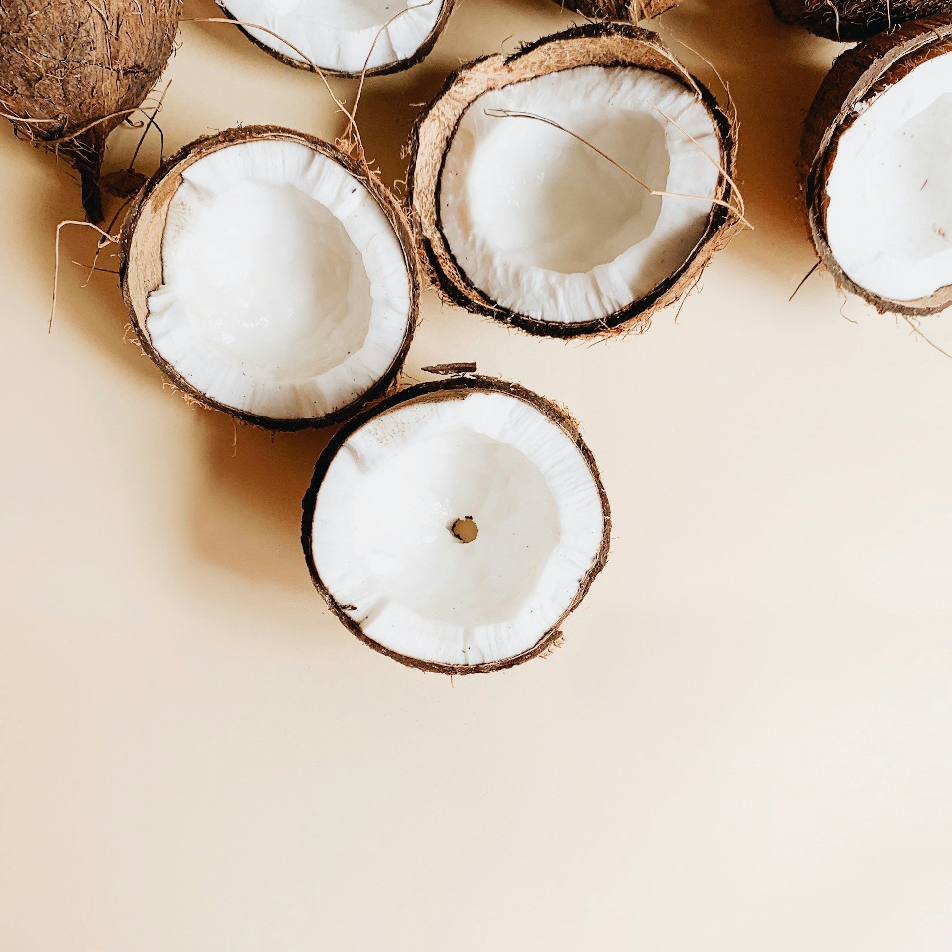 5 Reasons Why Coconut Oil Is So Good For Your Skin